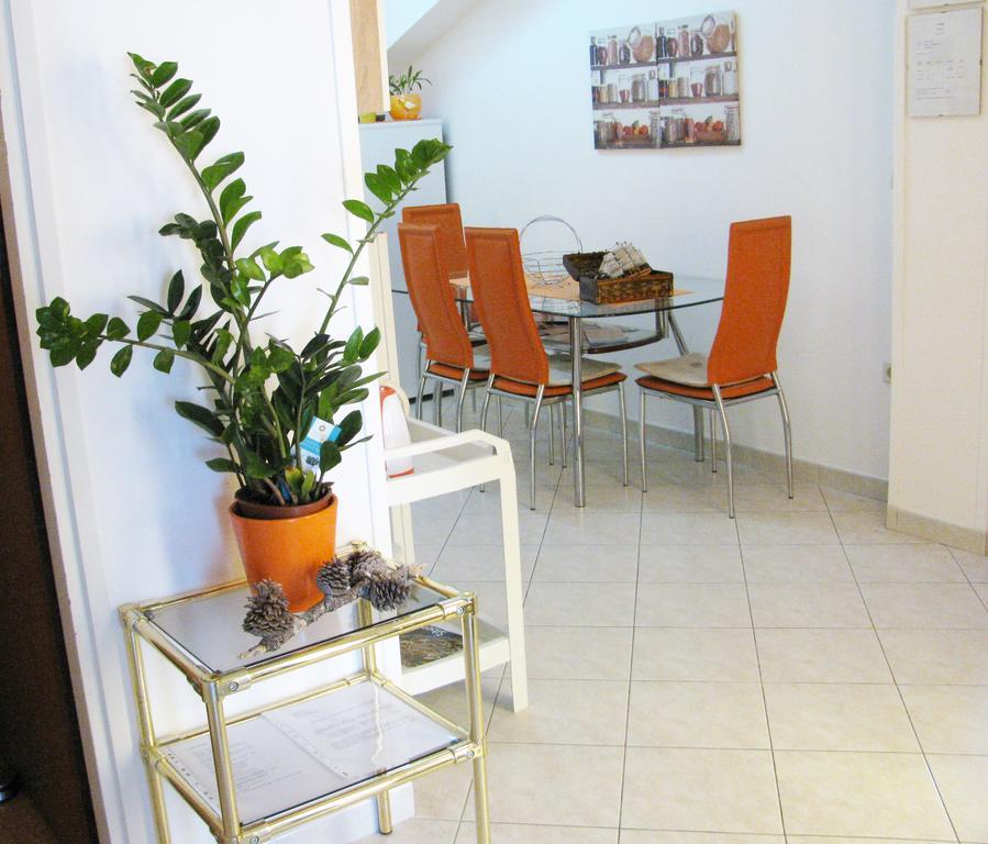 Apartment Perkov Tribunj  Room photo